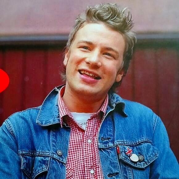 Happy Days with the Naked Chef Hardcover First US Edition October 9, 2002 - Picture 3 of 11